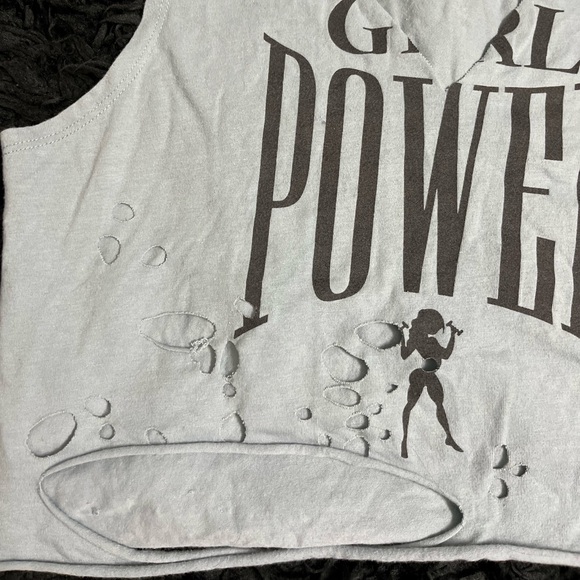 Crop top - Picture 2 of 4